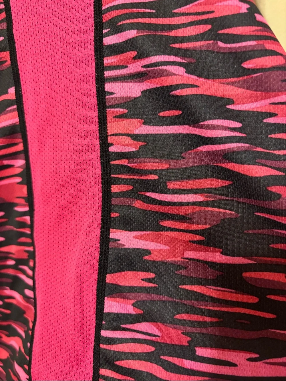 Nike Women's Black & Hot Pink Camp Racerback Performance Tank size M